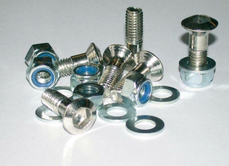 Kit vis couronne