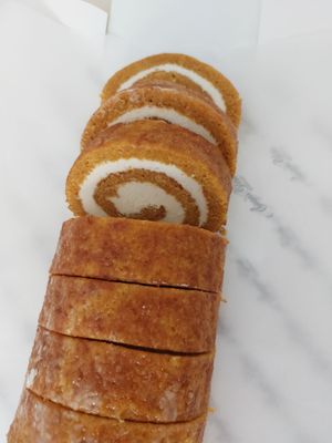 Pumpkin Roll- Full Log