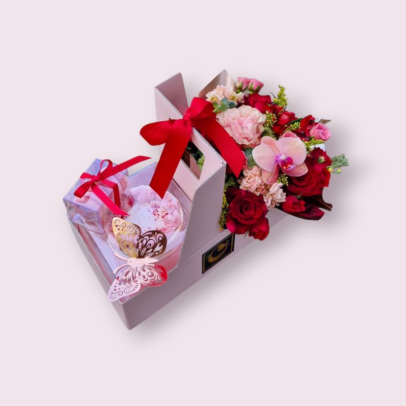 Flower Bouquet & Cake Carrier