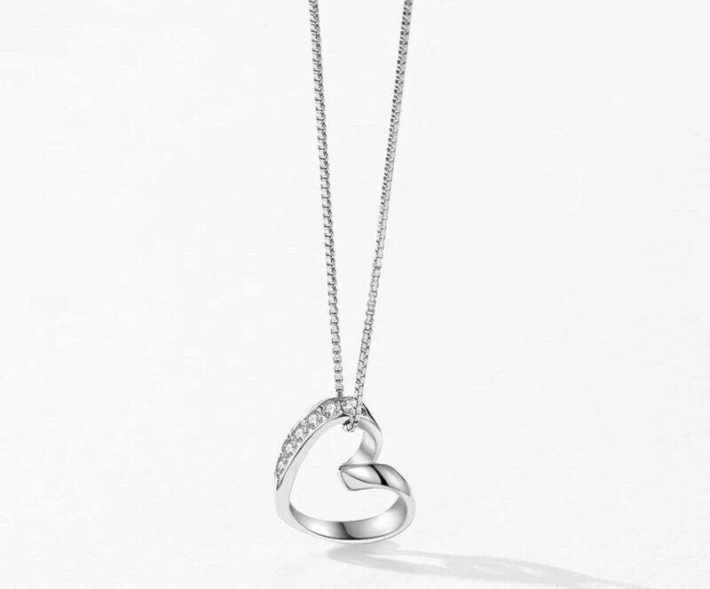 Heart Pendant Necklace