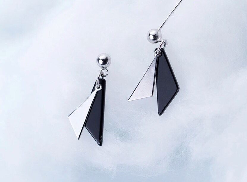 Minimalist Geometric Triangle Drop Dangle Earring