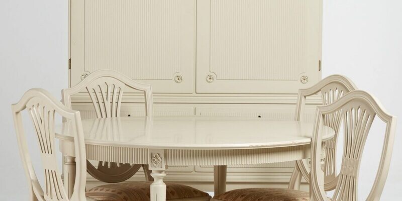 Speisezimmer Garnitur im gustavianischen Stil