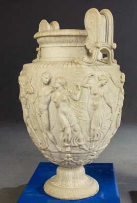 Paar Townley Vasen in stattlicher Größe aus Alabaster