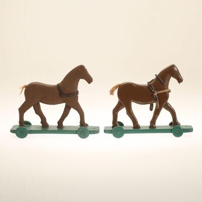 Altes Holzspielzeug - Pferde um 1900