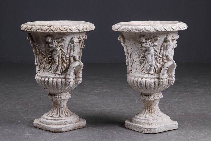 Pair of old garden amphorae for the entrance area