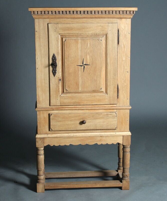 Old oak frieze cabinet