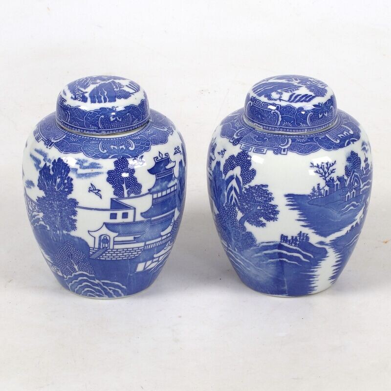Chinesische Deckelgefäße um 1900