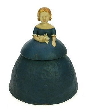Mädchen in blauem Kleid - Dose der besonderen Art