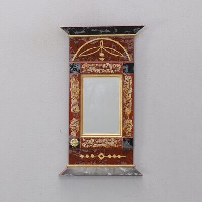 Kleiner Spiegel mit Glasmalerei aus dem 19. Jahrhundert