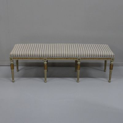 Kleinmöbel / smaller items of furniture
