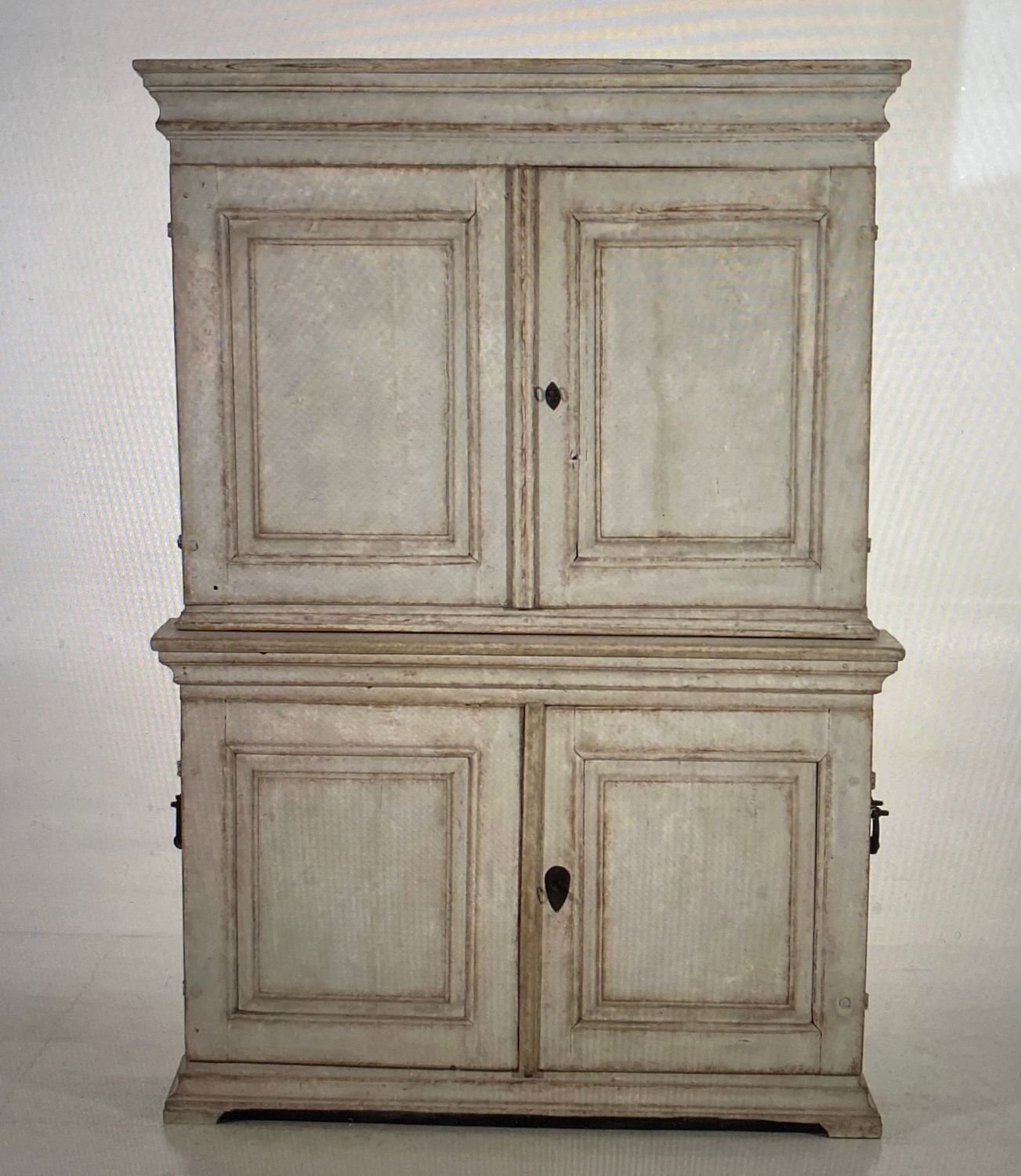 Original Cabinet aus dem 18. Jahrhundert