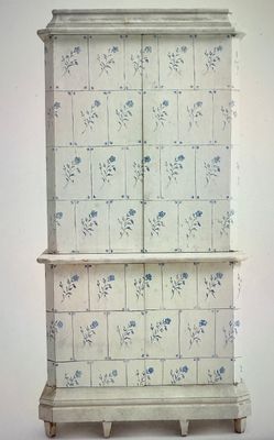 Original Kachelofenschrank um 1900
