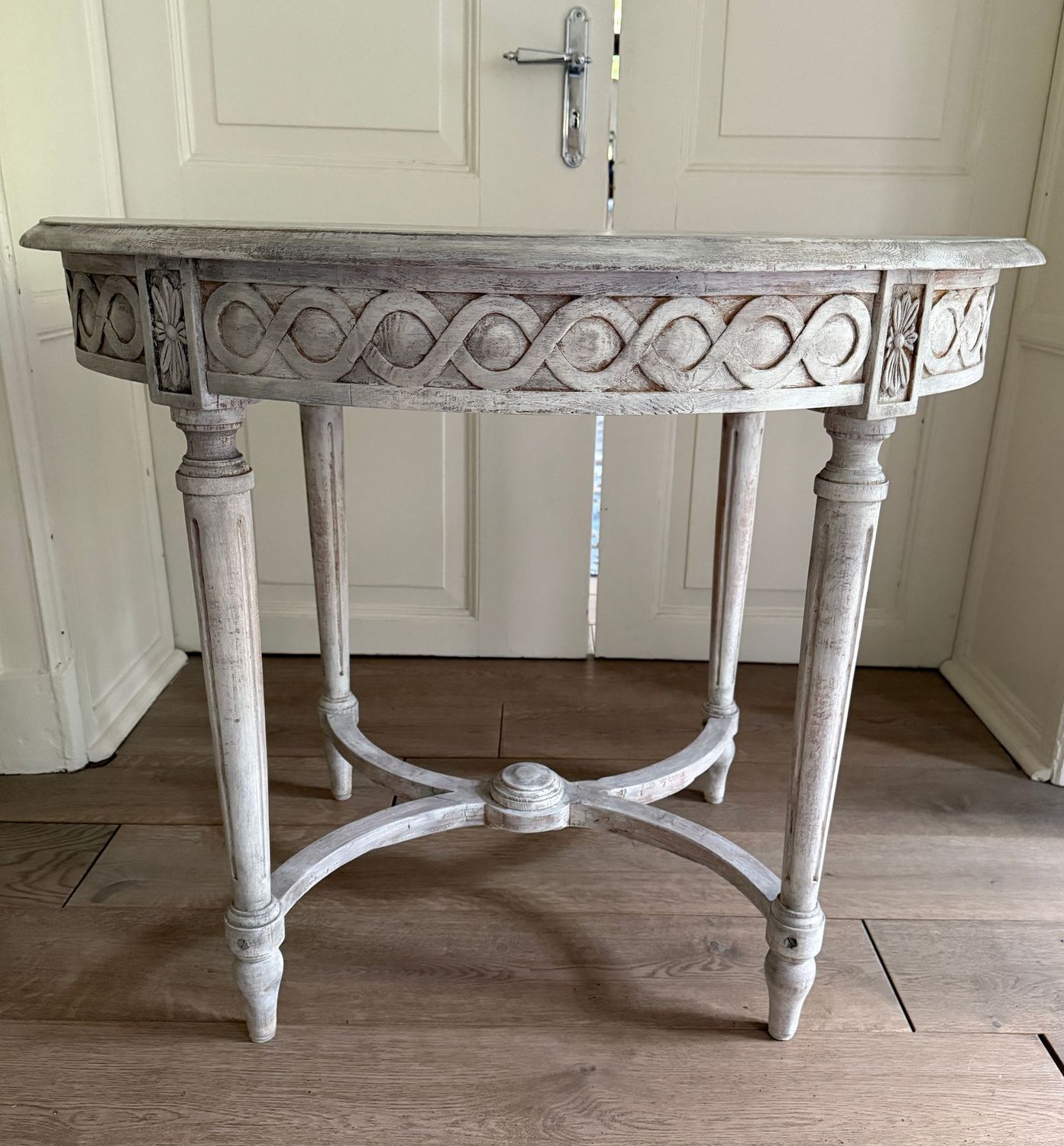 Gustavianischer kleiner Tisch um 1850