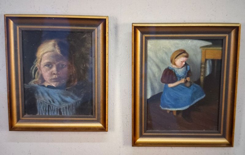 Zwei Mädchen in blau von Morten Tvede