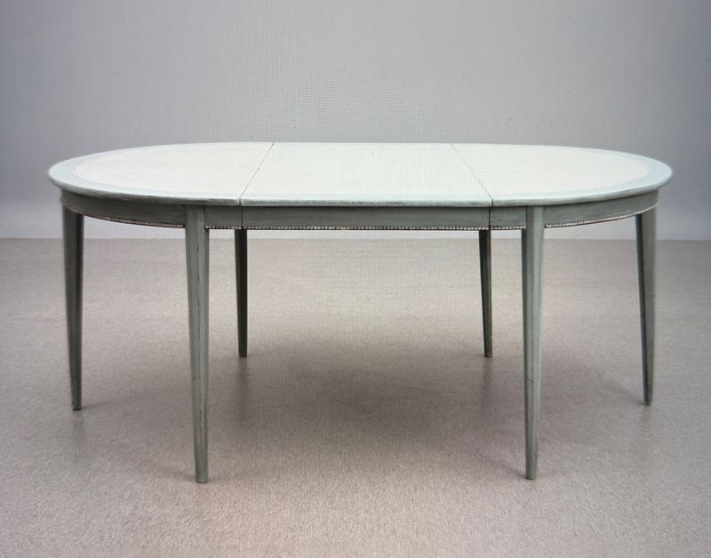 Speisezimmertisch um 1850 - restauriert