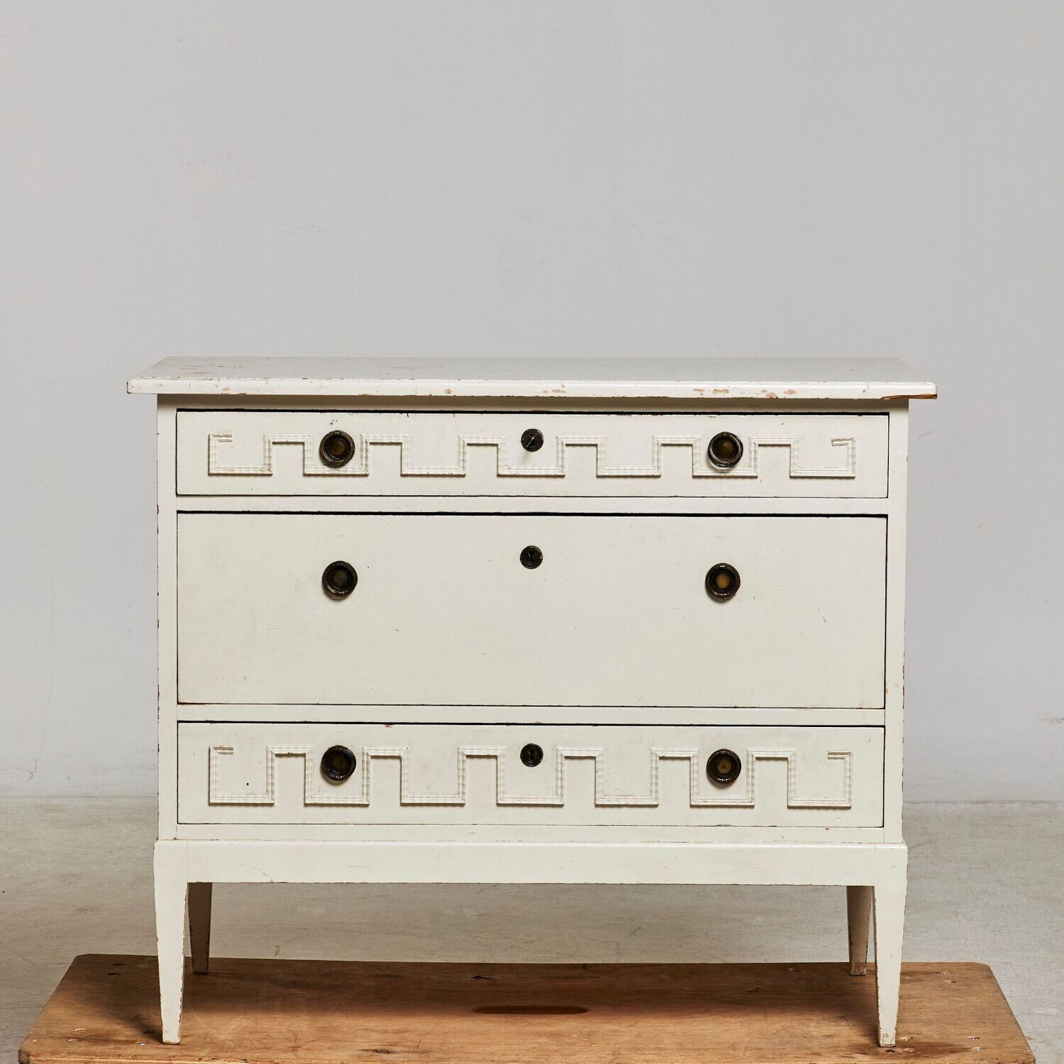 Kommode um 1910 mit Meanderbordüre - reserviert