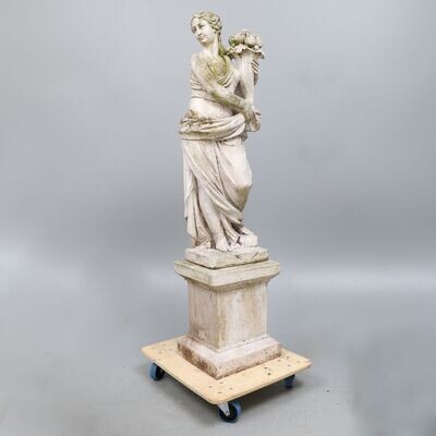 Gartenstatue - Fortuna mit dem Füllhorn Gartenstatue - Fortuna mit dem Füllhorn