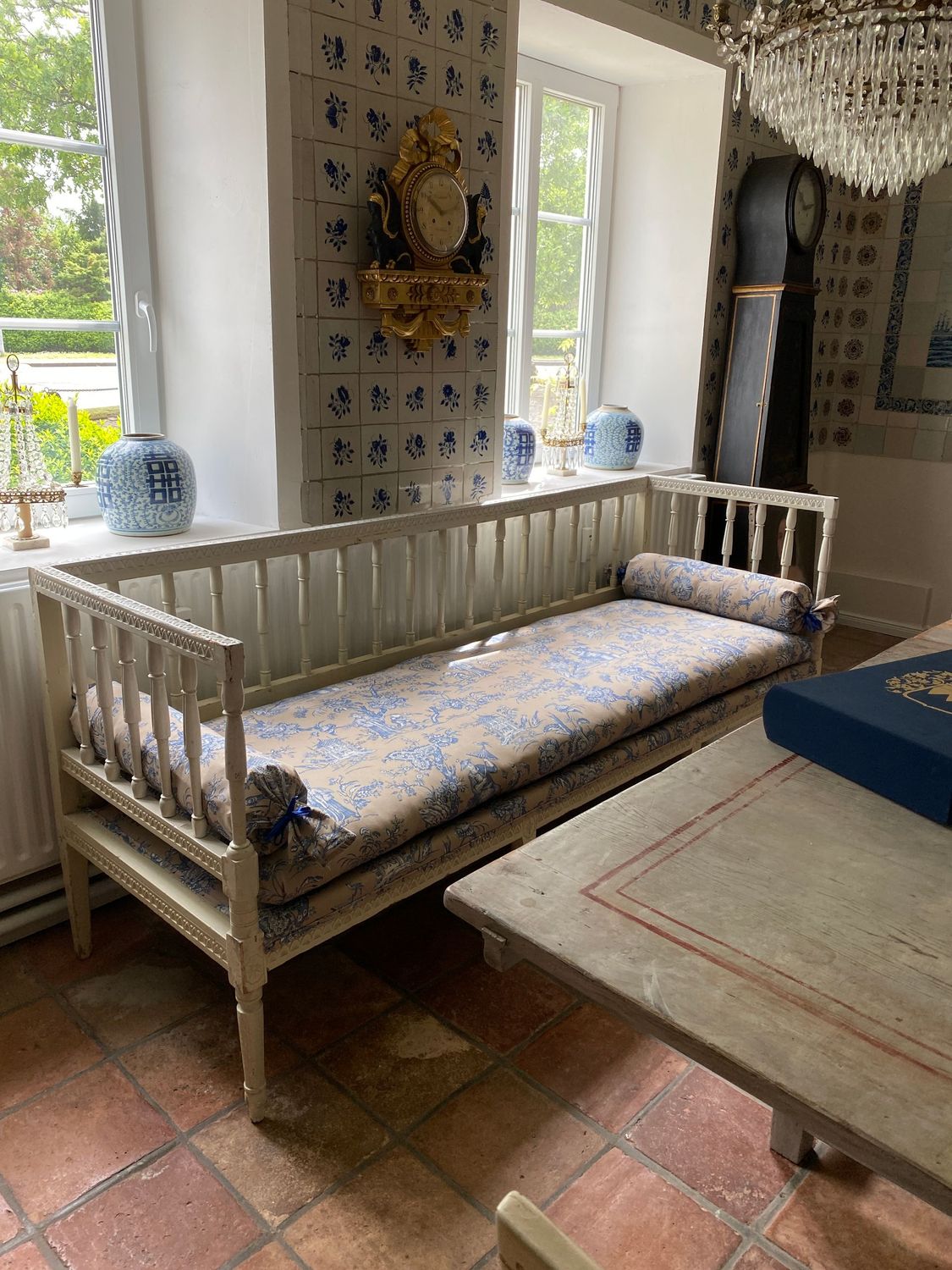 Original Schwedenbank/Sofa in neuem Kleid - reserviert Original Schwedenbank/Sofa in neuem Kleid - reserviert