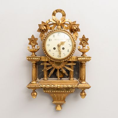 Wanduhr im gustavianischen Stil von 1900 Wanduhr im gustavianischen Stil von 1900