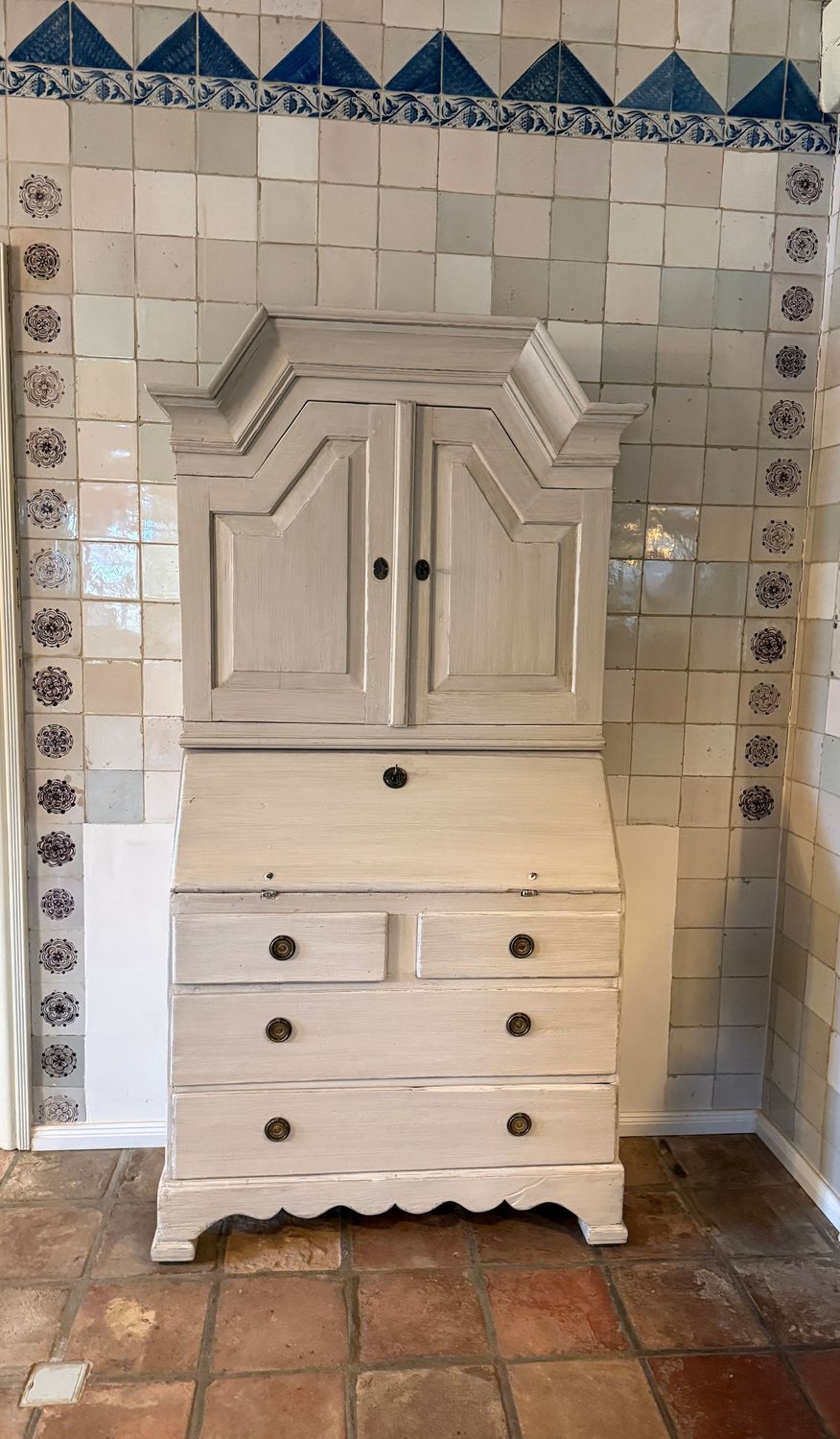 Gustavianischer Aufsatzsekretär um 1880