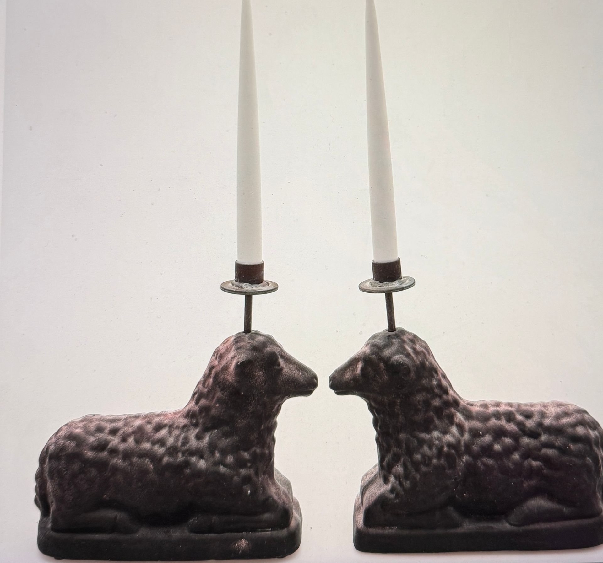 Kerzenhalter  in Form von Schafen