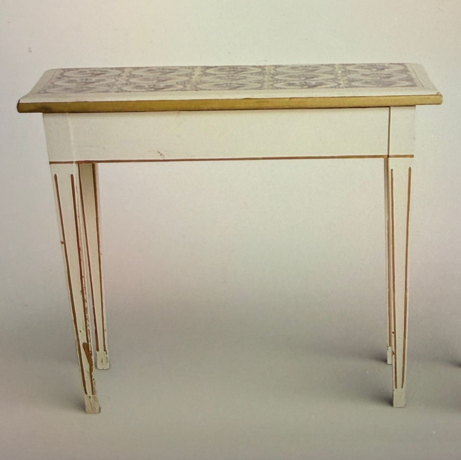 Teetisch/Konsole aus alter Zeit