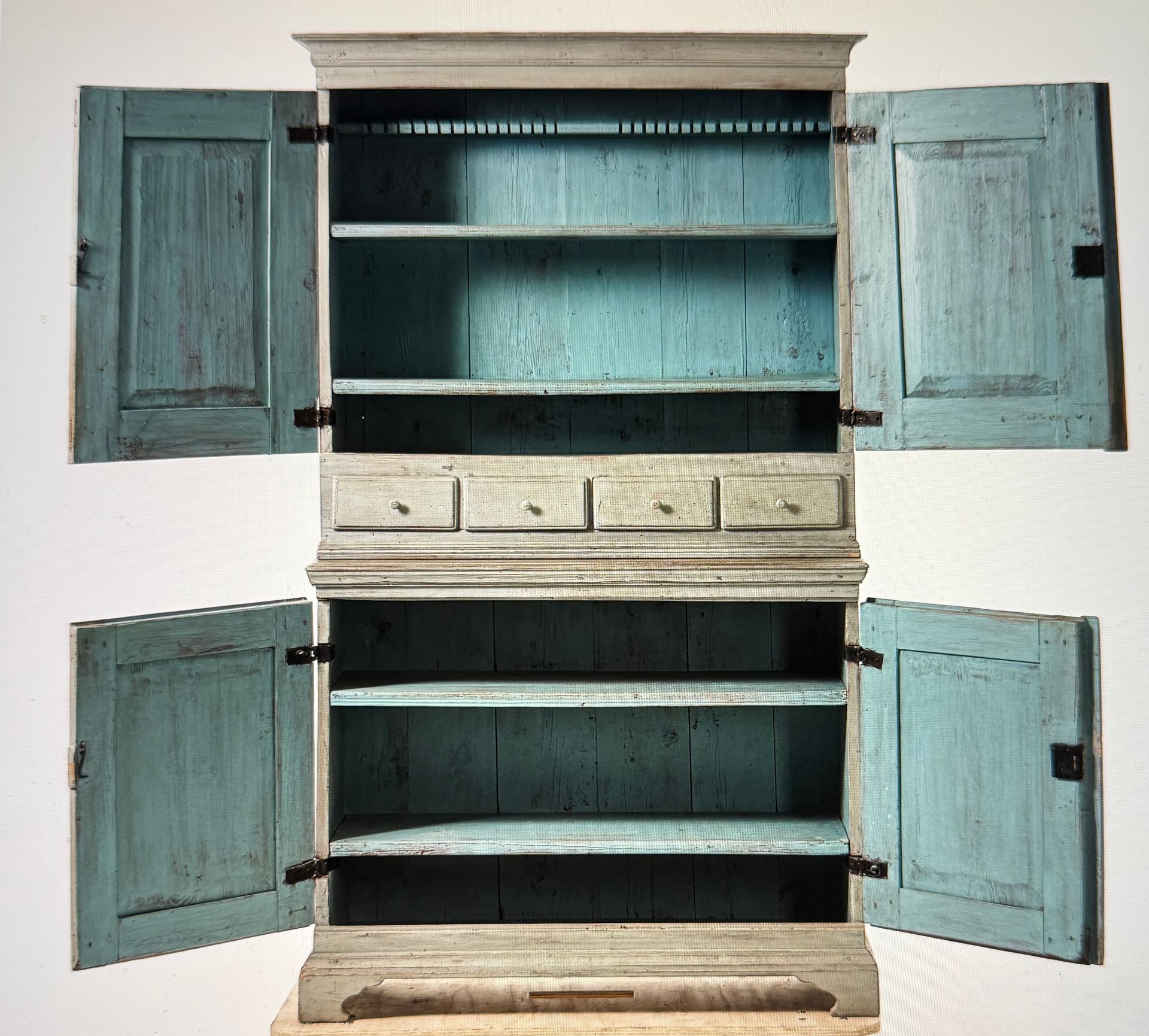 Schwedischer Geschirrschrank von 1800