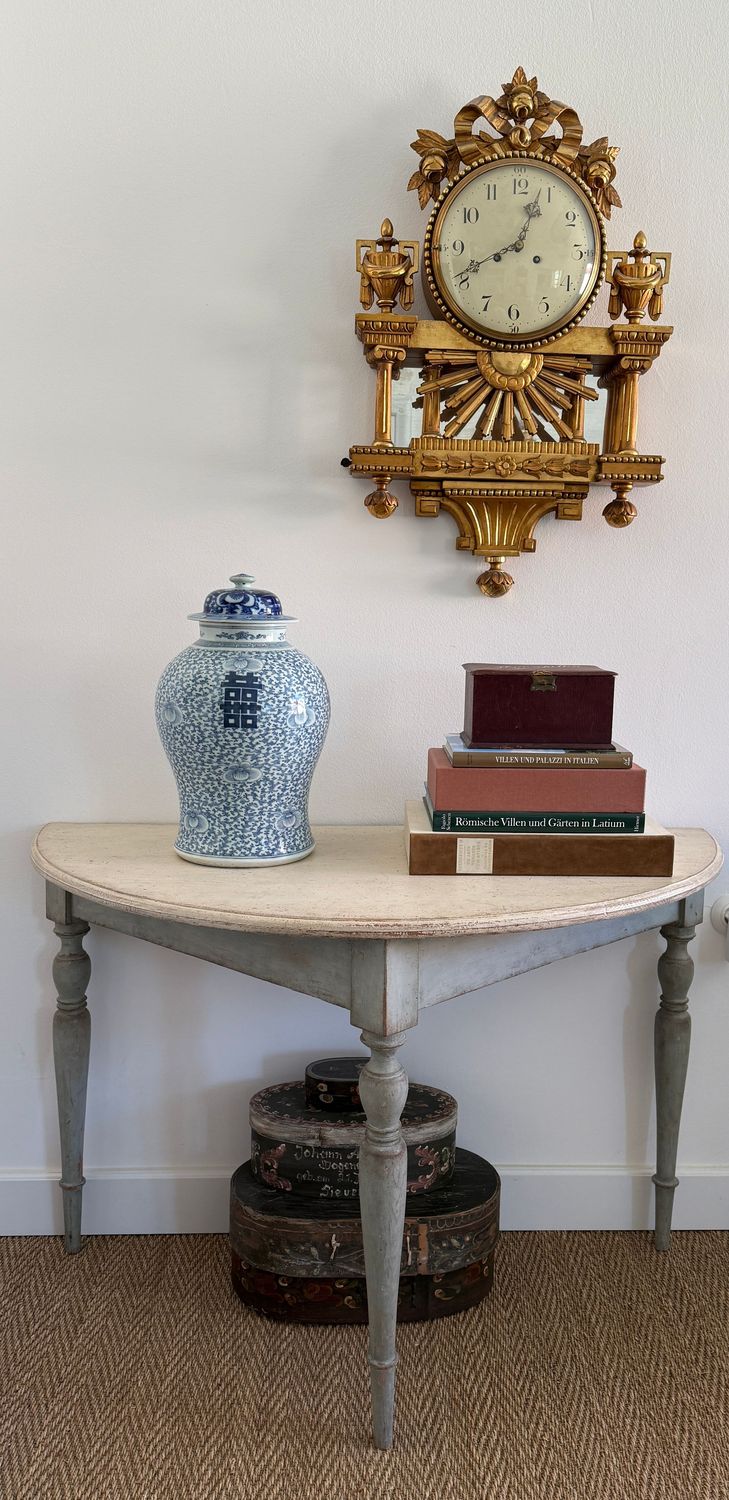 Demi-Lune/Halbmond Konsole