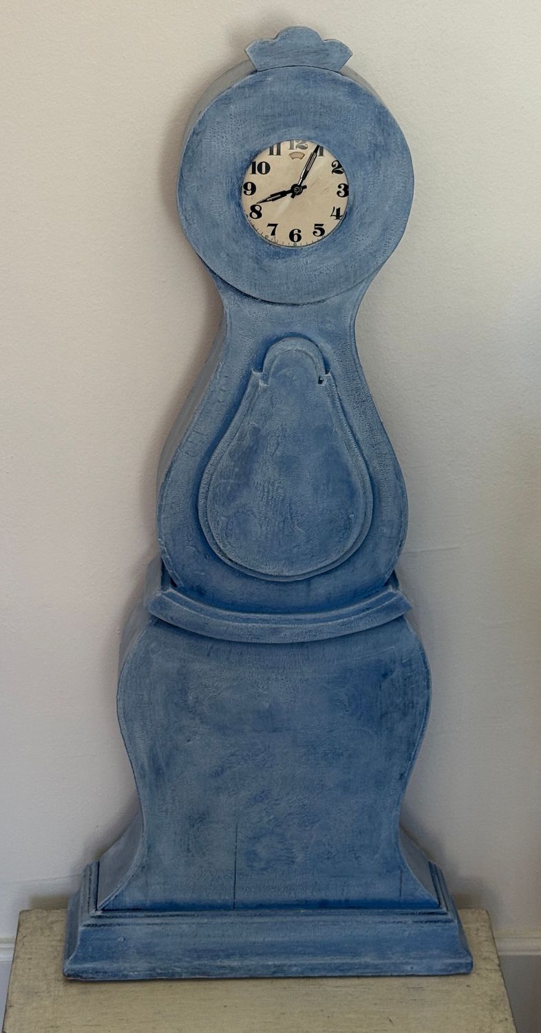 Mora Standuhr in Miniatur von 1880