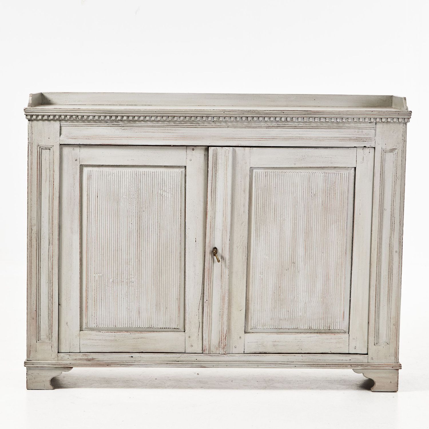 Gustaviansche Anrichte vom Feinsten um 1840