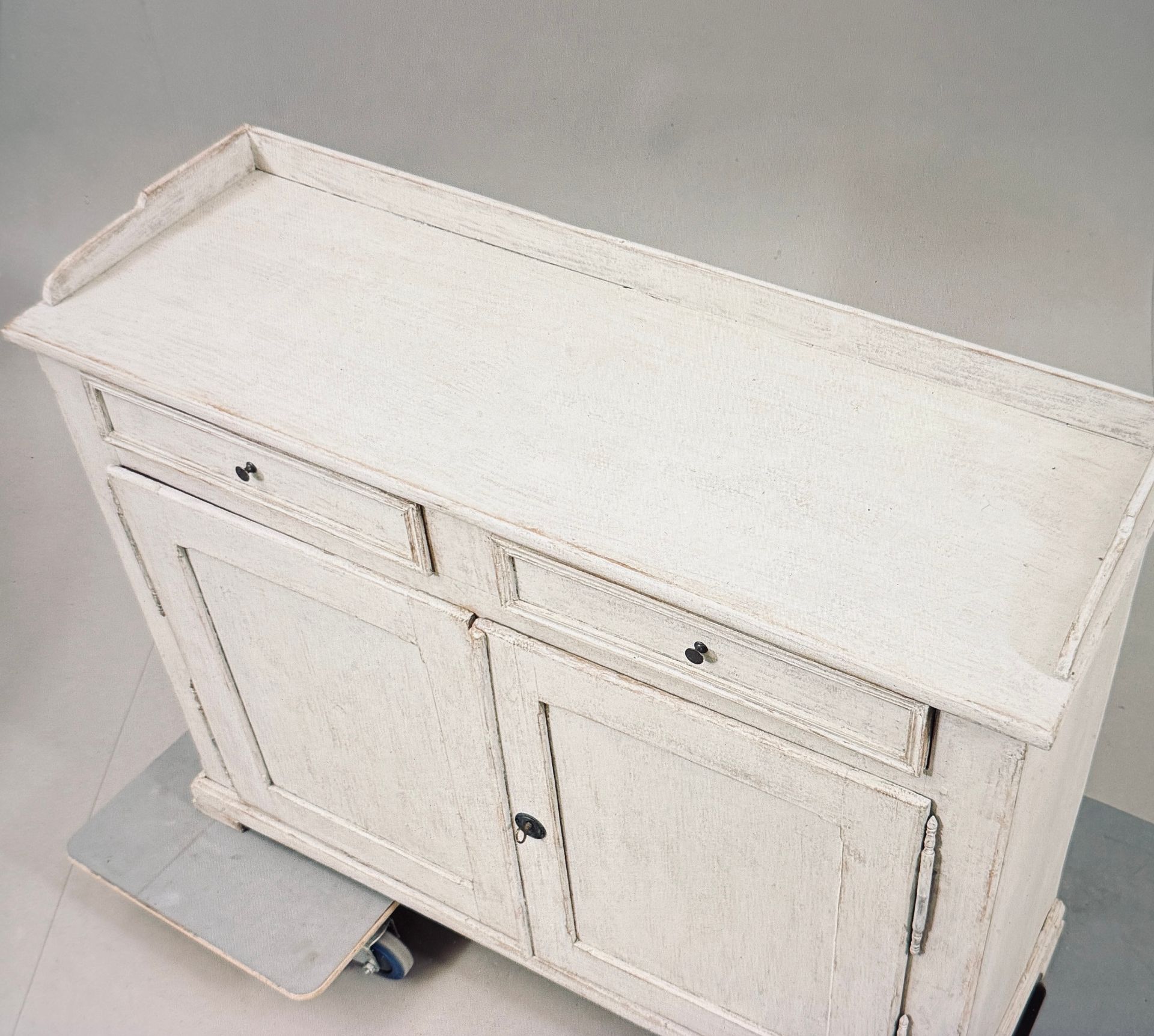 Anrichte/Sideboard aus dem 19. Jahrhundert
