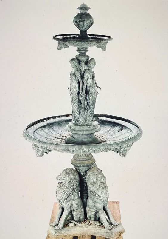 Park-Brunnen in stolzer  Dimension