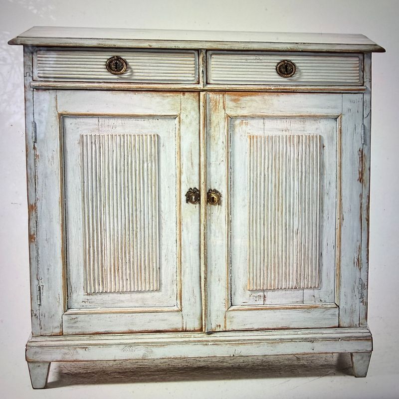 Gustavianischer Kommoden-Schrank