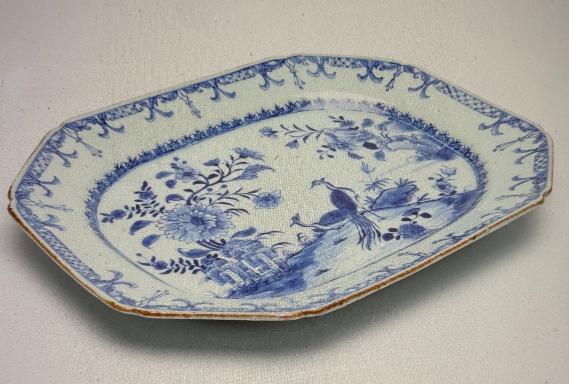 Schmuckstück von 1750 in Form einer Servier-Platte