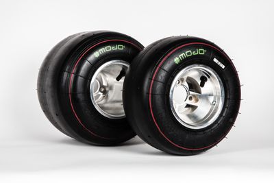 MOJO D2XX CIK-M REAR SLICK 7.1/11.0-5