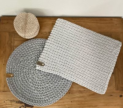 Tischdekoration & Untersetzer