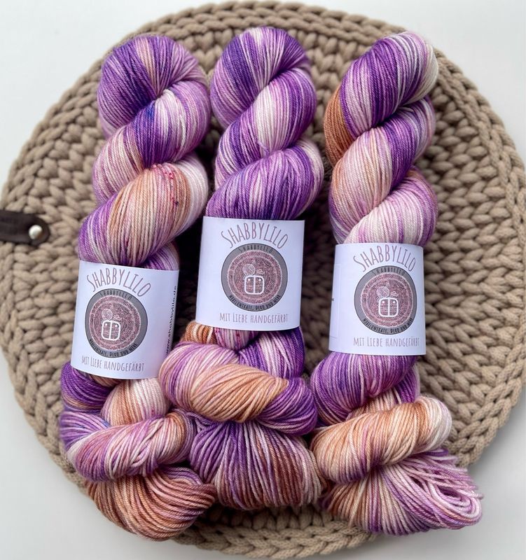 Sockenwolle 4-fach, 100g, Merino extrafine "Fliedertraum"