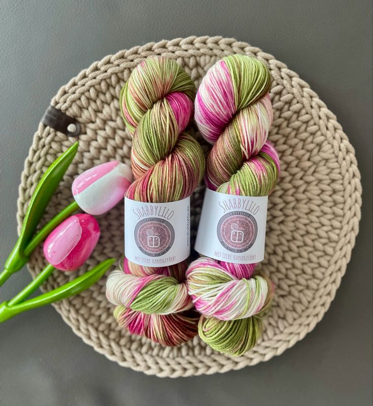 Sockenwolle 4-fach, 100g, Merino extrafine "Rosengarten im Frühling"
