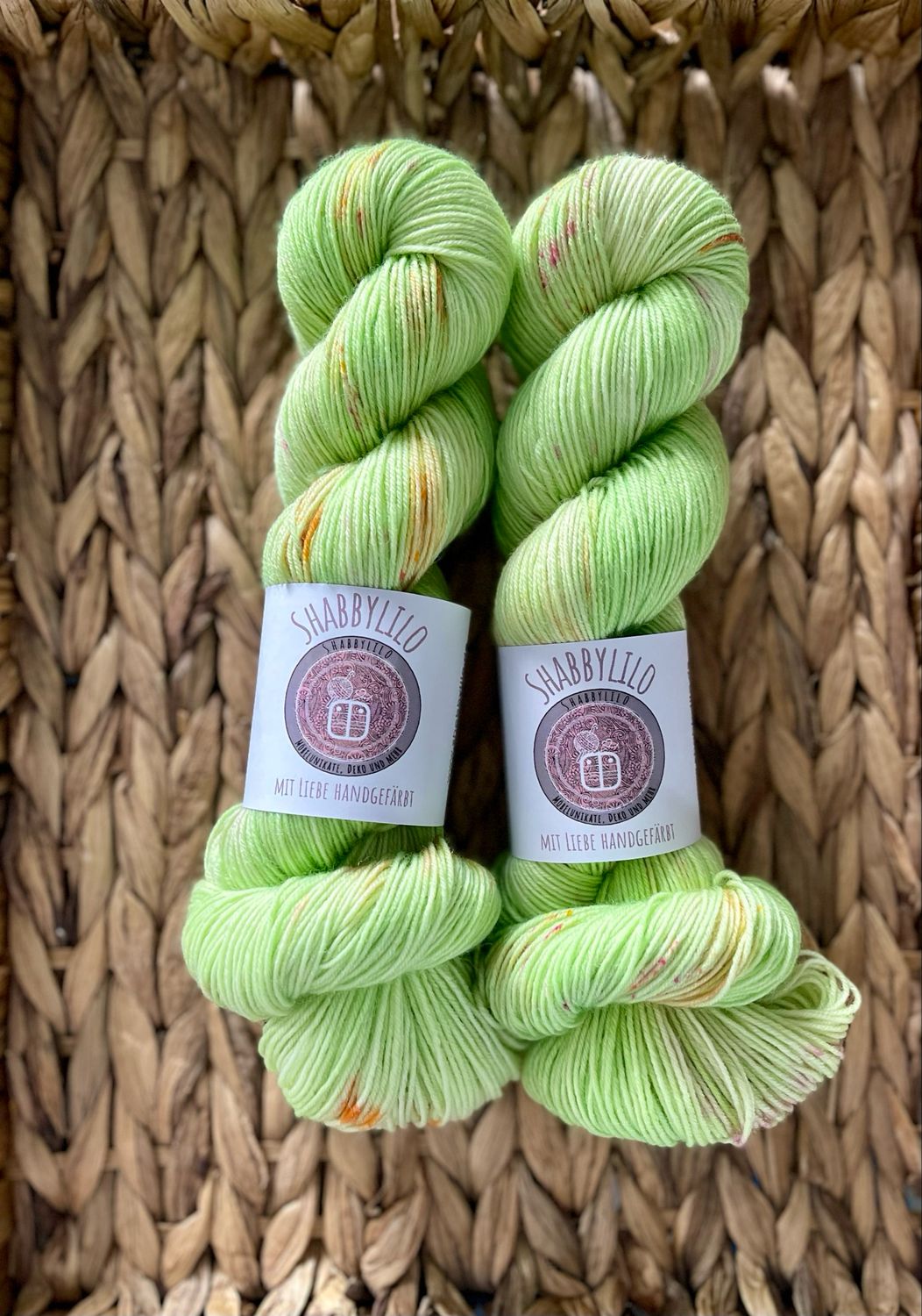 Sockenwolle 4-fach, 100g, Merino "Grüner Glücksmoment"