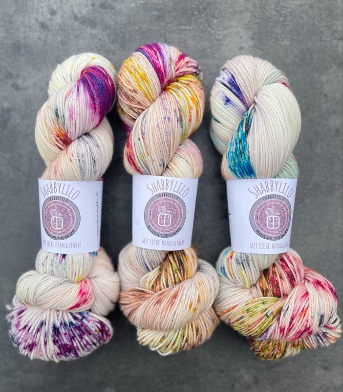 Sockenwolle 4-fach, 100g, Merino extrafine "Knallbonbon"  Specialfärbung