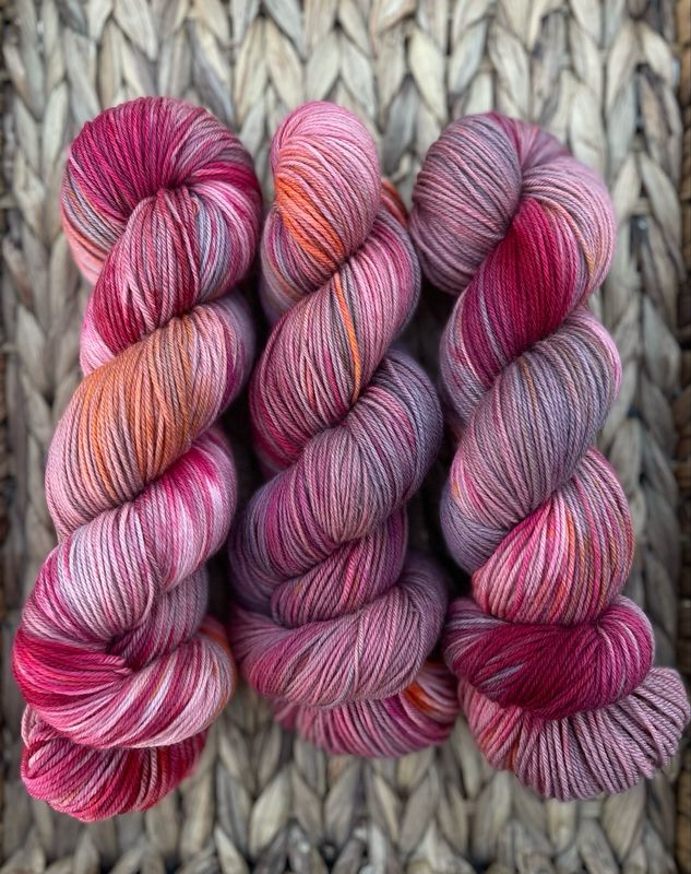 Sockenwolle 4-fach, 100g, Merino extrafine "Granatapfel"