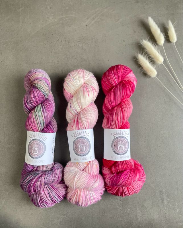 Valentinstags Fade-Set – verlieb’ dich Masche für Masche, 3 Stränge Merino extrafine
