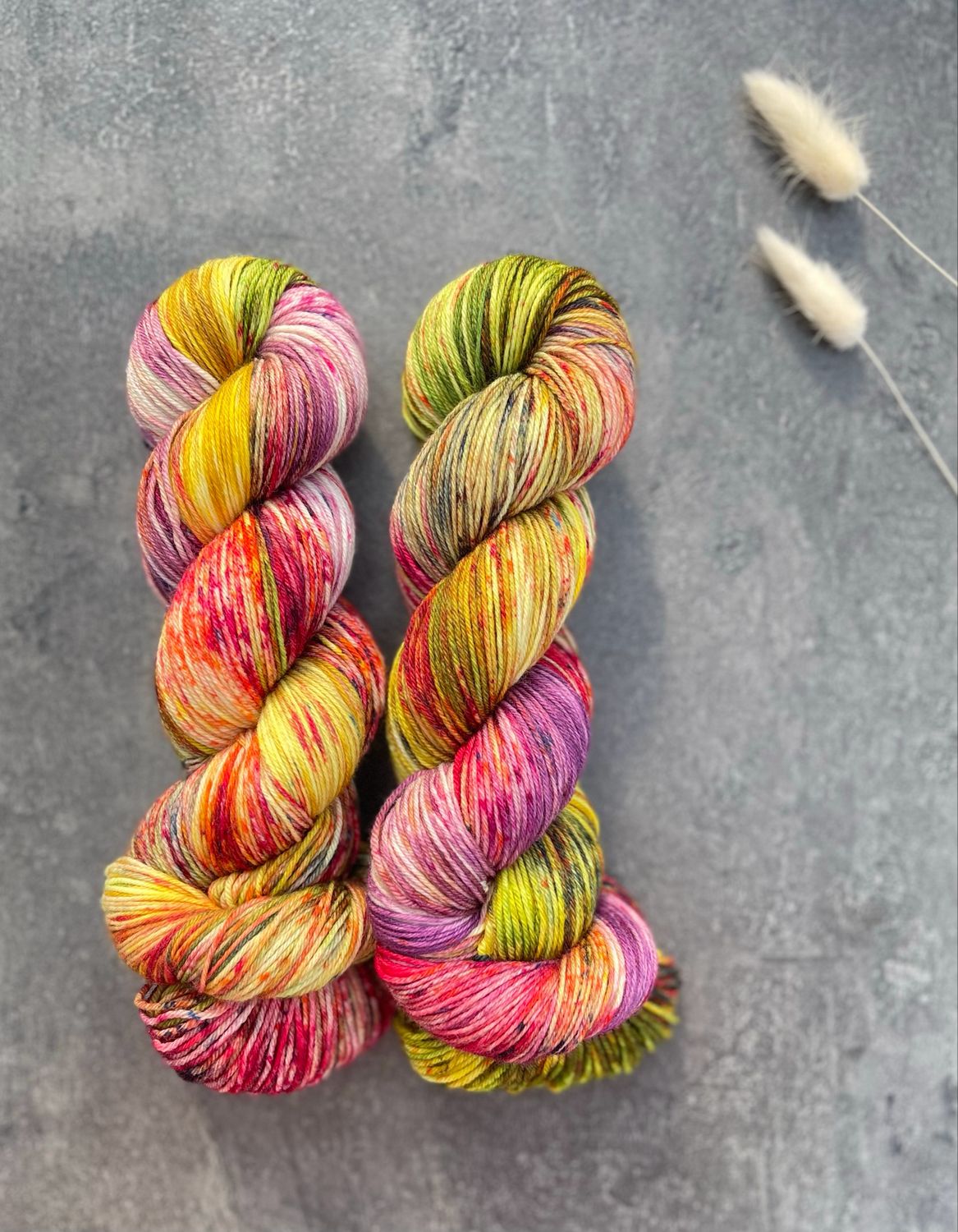 Sockenwolle 4-fach, 100g, Merino extrafine Sockenwolle 4-fach, 100g, Merino extrafine "buntes Gemüse"