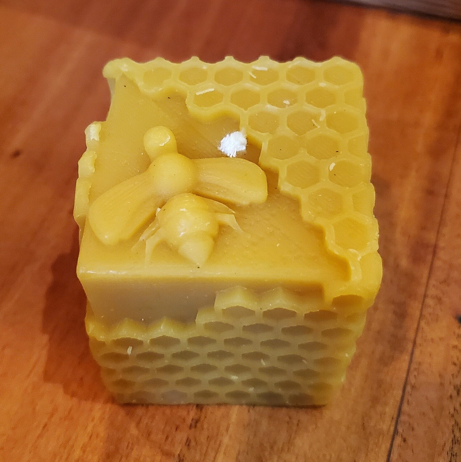 Beeswax Candle Bee Cube