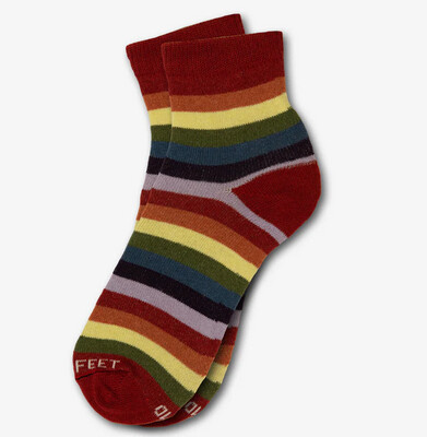 Rainbow Quarter Crew Socks