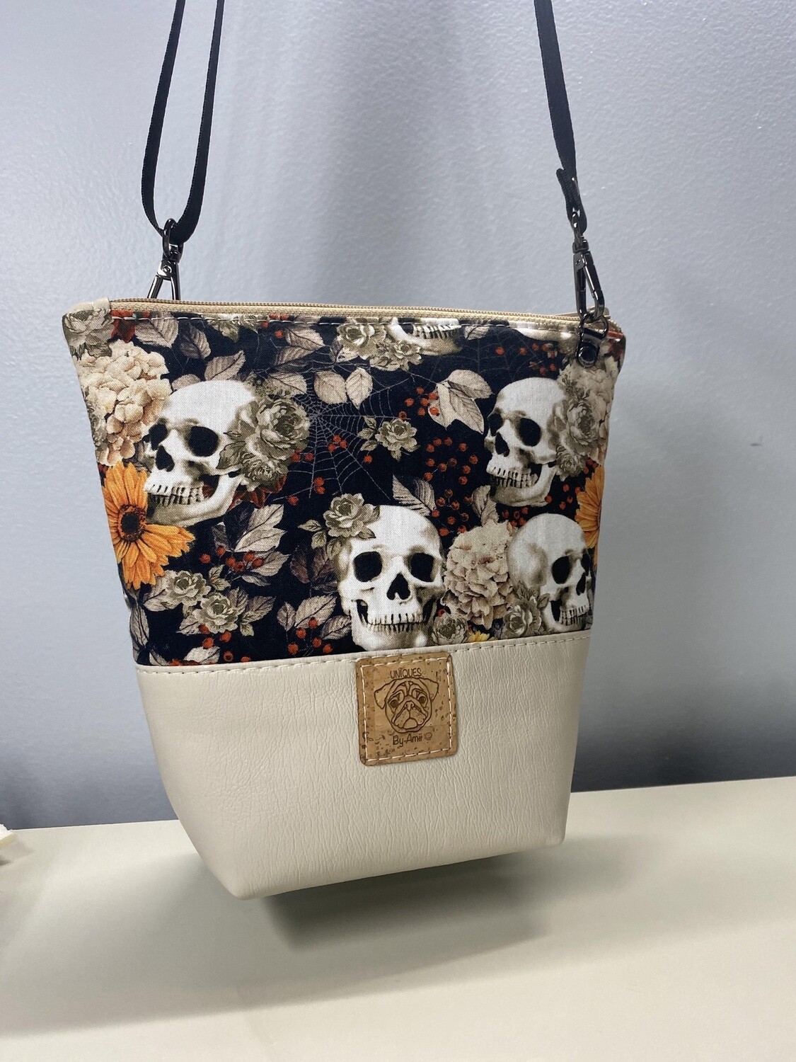 Scull Crossbody Bag