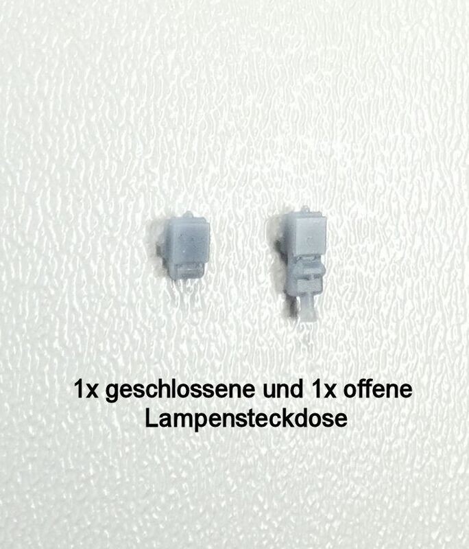 66010 Altbauellok-Lampensteckdose 1:32 / Auswahl: 1x geschlossen  oder  1x offen (mit Stecker ohne Kabel)