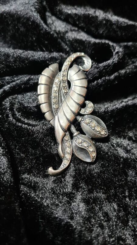 Jugendstil Brosche "Pflanz"