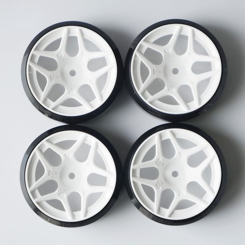 MRC Large diameter tire and wheel set 54mm 4 pieces