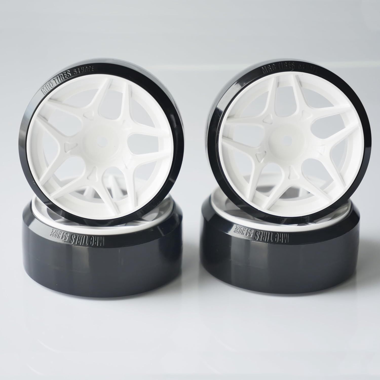 MRC Large diameter tire and wheel set 54mm 4 pieces, color: White
